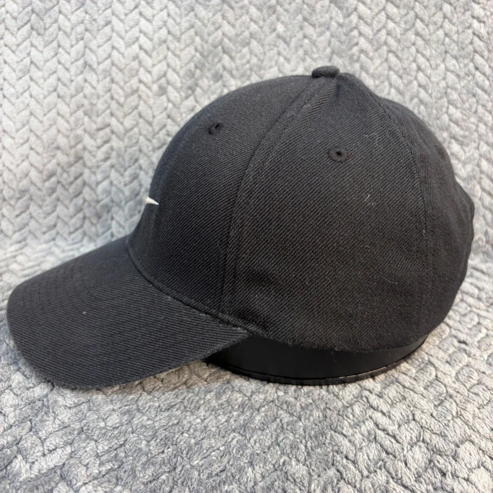 Nike Swoosh Baseball Cap Black Adjustable Just Do It Hat